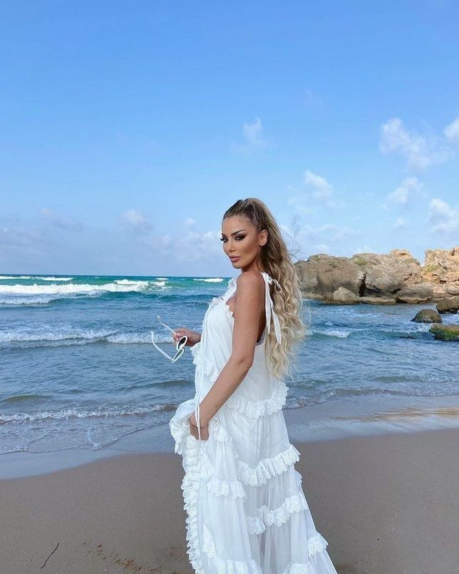 42'lik Petek Dinçöz'den sütyenli cesur poz! "Olay kadın, bomba gibi geri geldin" - Resim: 4