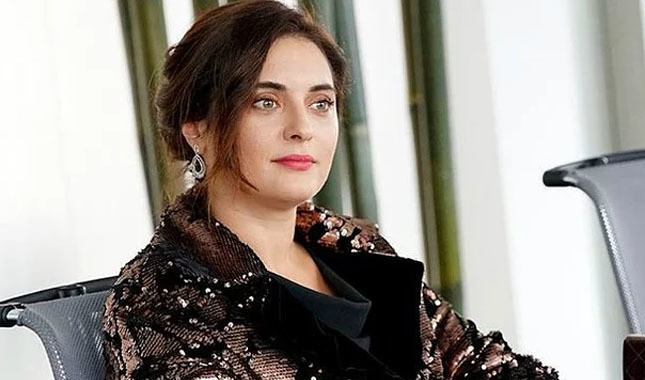 Ufak Tefek Cinayetler'in Merve'si setlere gitmiyor hastalığının durumu ne? - Resim: 2