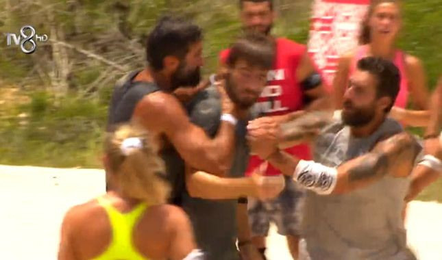 Acun kararını verdi! Yusuf ve Hikmet'in cezaları belli oldu - Resim: 4