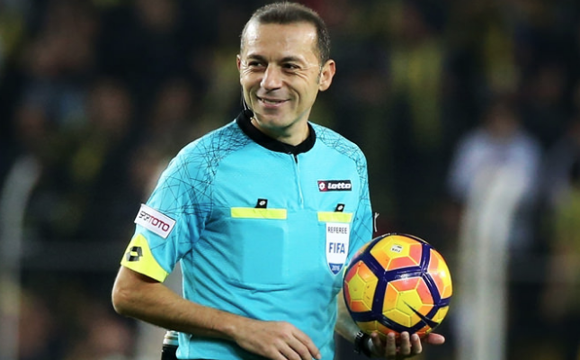 Cüneyt Çakır hakkındaki FETÖ davasında karar çıktı! Başka hangi hakemler var? - Resim: 1