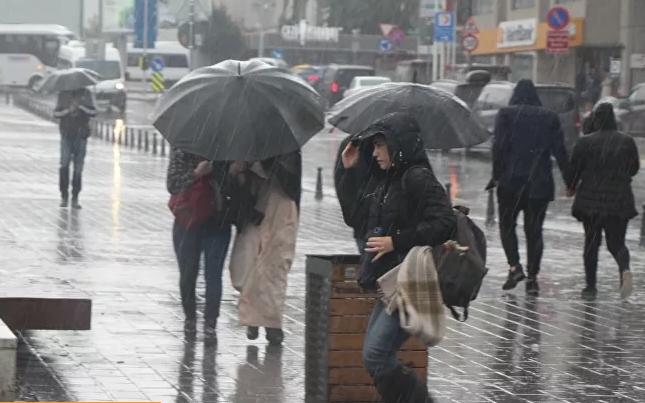İstanbul başta olmak üzere bir çok ile sağanak yağış uyarısı! Meteoroloji paylaştı - Resim: 1