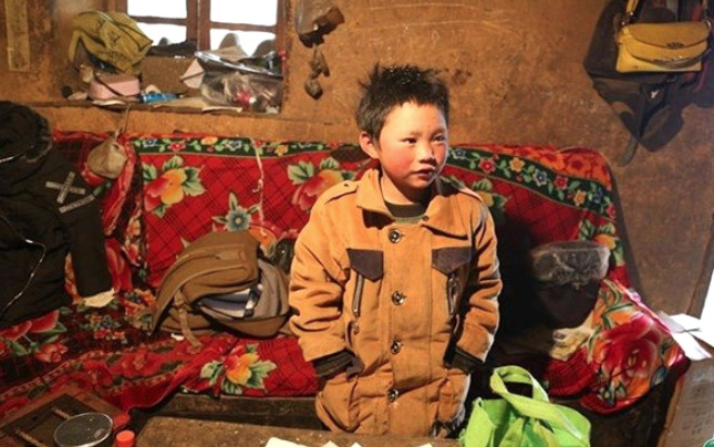 Cenazede striptiz şovu interneti salladı bunu her törende yapıyorlar - Resim: 3