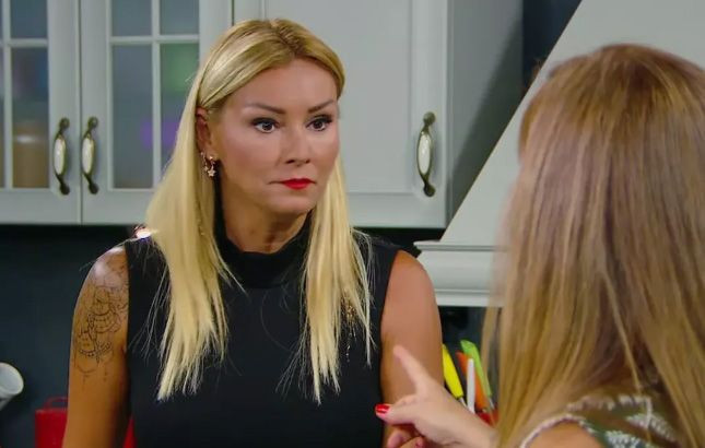 Pınar Altuğ bikinili fotoğrafına gelen 'donsuz çıkın ortalığa' yorumuna sessiz kalamadı - Resim: 4