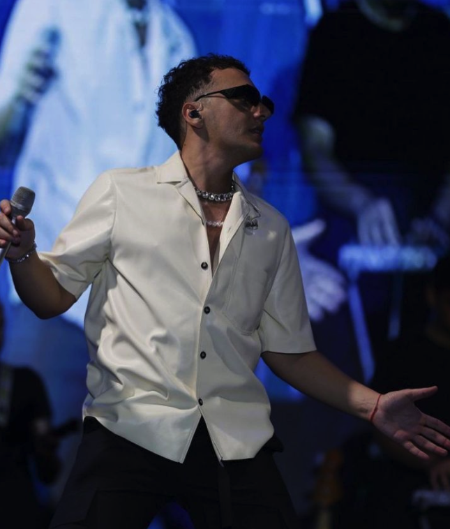 Şarkıcı Edis'ten hayranlarını üzen hareket! Sahnede zor anlar yaşadı, hastalığını itiraf etti! Açtı gösterdi - Resim: 4