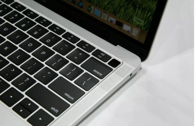 Apple merakla beklenen Macbook Air'i tanıttı! İşte fiyatı ve özellikleri - Resim: 2