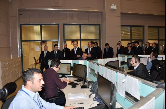 Süleyman Soylu 112 Acil Çağrı Merkezini ziyaret etti - Resim: 3