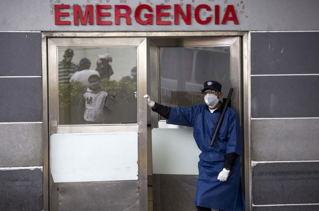 ABD'de korkunç bilanço! İnsanlar ayakta ölüyor morglarda yer yok - Resim: 2