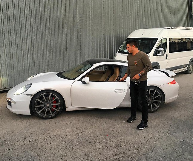 Gökhan Sara Derya Şireci görüntüleri evden attıracak! - Resim: 1