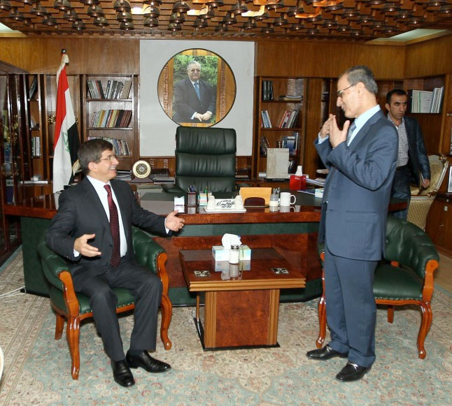 Davudoğlu'ndan 75 yıl sonra bir ilk! - Resim: 1