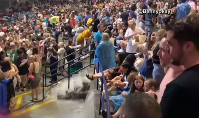 Halsey'in konserine sel engeli,  Hayranlarına "Güvende misiniz" dedi - Resim: 2