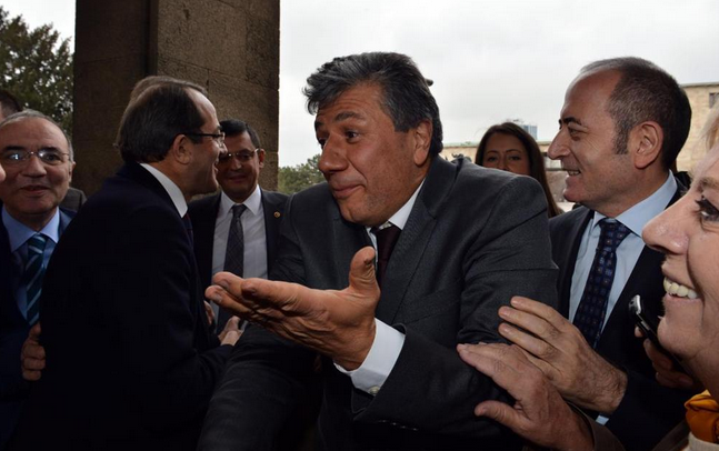 Mustafa Balbay 30 ay  sonra yemin etti - Resim: 1