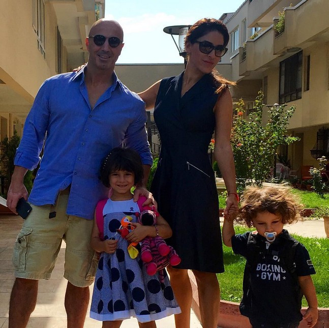 Irmak Ünal kocasını boşuyor! Eşi Emre Karabacak kimdir? - Resim: 1