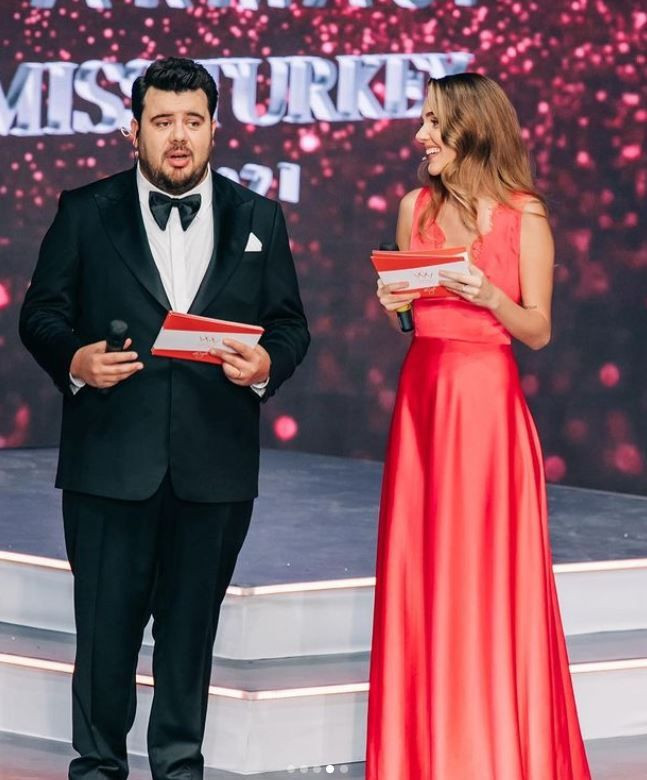 Berfu Yenenler'den itiraf: Ünlü ve zengin olmasa... - Resim: 3