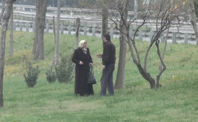 Kadına sokak ortasında dayak - Resim: 4