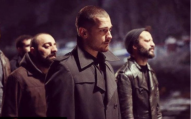 İçerde dizisi oyuncusu Sedat Payas yokluktan simit satıyor - Resim: 2