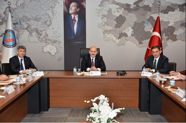 Süleyman Soylu 112 Acil Çağrı Merkezini ziyaret etti - Resim: 4