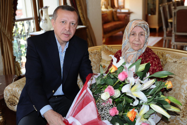 Liderlerden annelere özel mesajlar! - Resim: 1