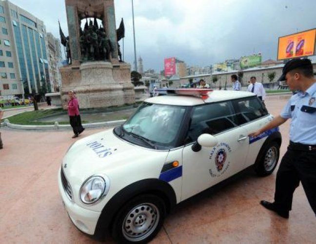 Polise 50 bin TL'lik Mini Cooper  - Resim: 3