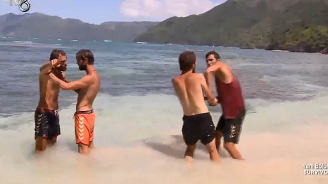 Ve Zafer sonunda konuştu! Semih ile kavgamız... - Resim: 3