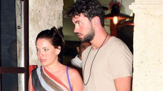 Yasak Elma'nın yıldızı Eda Ece sevgilisi Buğrahan Tuncer'i ailesiyle tanıştırdı - Resim: 3