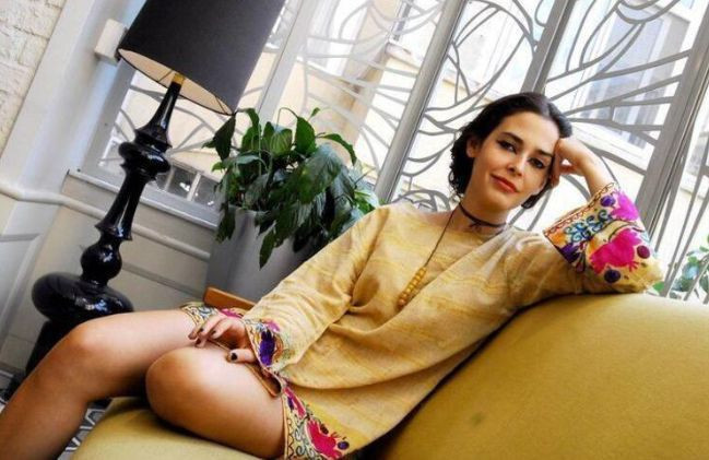 Pelin Batu'ya hırsızlık şoku! Gündüz vakti yankesicilerin hedefi oldu - Resim: 4