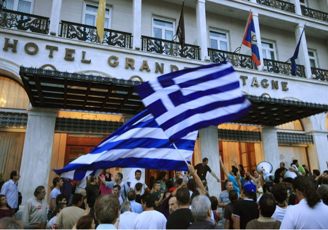 Milletvekillerini ablukaya aldılar - Resim: 3