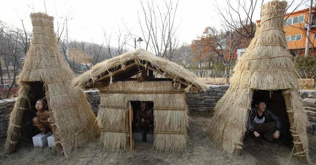 Tuvalet kültürünü öğreten heykeller - Resim: 3
