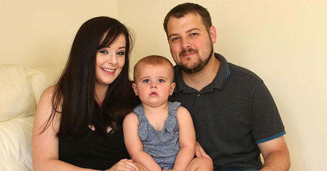 Facebook'tan topladıkları yardımlarla bebek sahibi oldular - Resim: 2