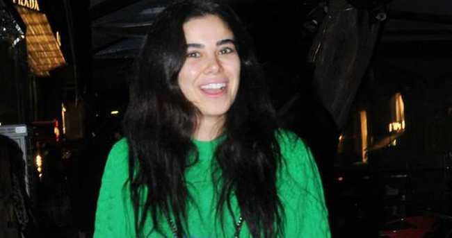 Asena Atalay Adliye Koridorlarında - Resim: 3