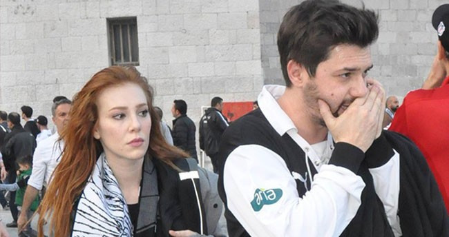 Elçin Sangu ile sevgilisi Yunus Özdiken'in çanta kavgası - Resim: 1