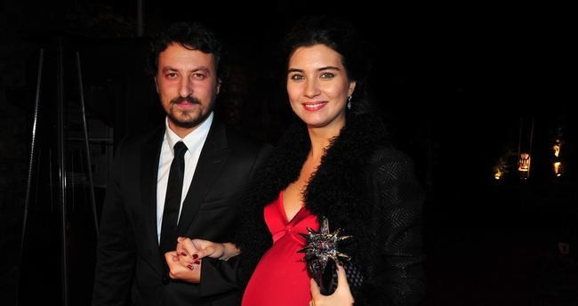 Tuba Büyüküstün ve Onur Saylak  boşandı - Resim: 4