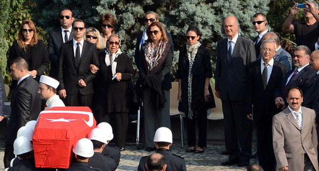 19 yıl sonra yeniden defnedildi - Resim: 1