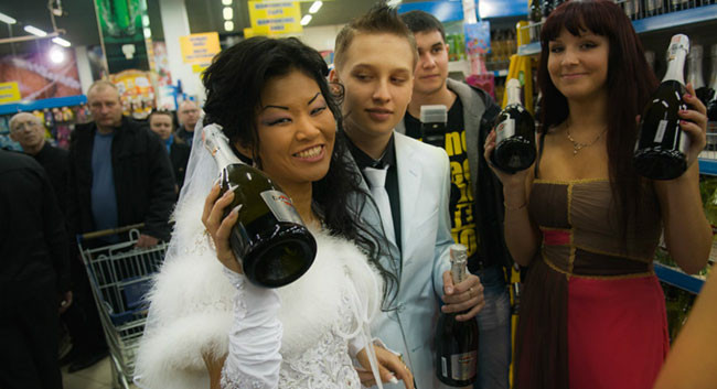 Kazakistan'ın ilk eşcinsel evliliği! - Resim: 4