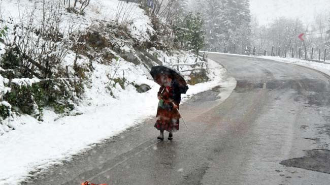 Doğu donuyor Batı yanıyor - Resim: 3