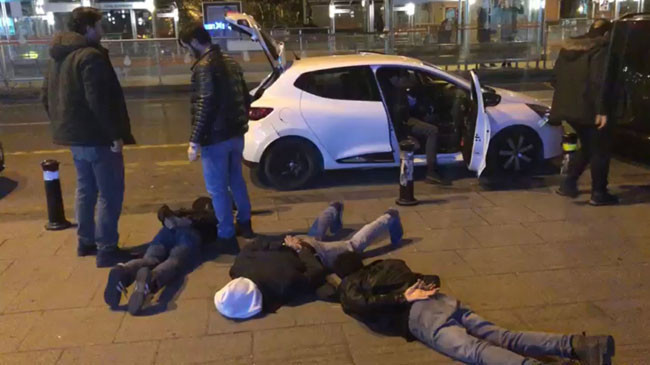 Uyuşturucu tacirleri böyle gözaltına alındı! Teybe dikkat.. - Resim: 1