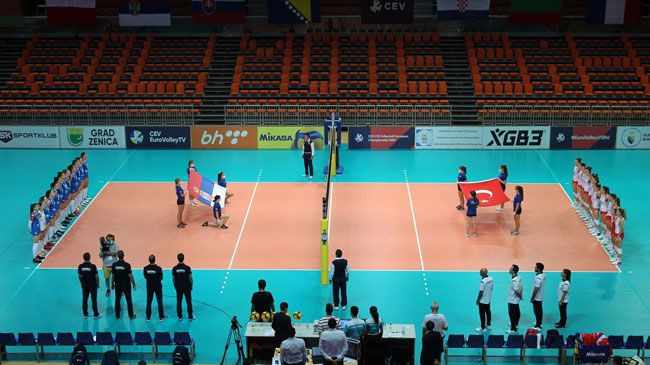 19 Yaş Altı Kız Voleybol Milli Takımı Avrupa şampiyonu oldu - Resim: 1