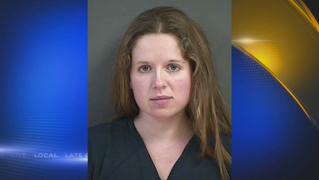 Din okulu öğretmenini kocası yatakta öğrencisiyile bastı büyük skandal - Resim: 3