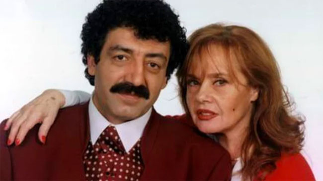 Muhterem Nur ne yapıyor böyle herşey daha çok para için mi? - Resim: 4