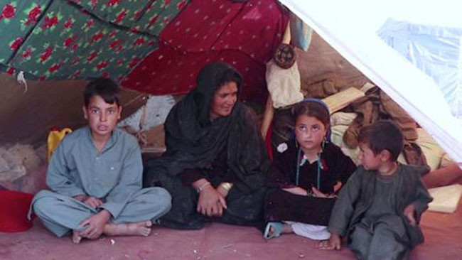 6 yaşındaki kızı 10 yaşındaki oğluna 3 bin dolara gelin diye aldı - Resim: 4