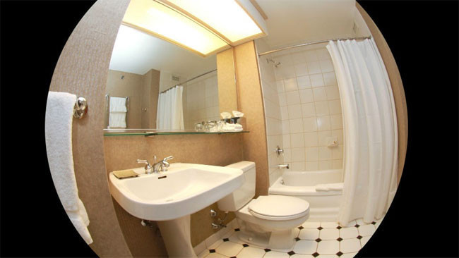 Hilton oteli duşundaki görüntüleri internete düştü 100 milyon dolar istiyor - Resim: 1