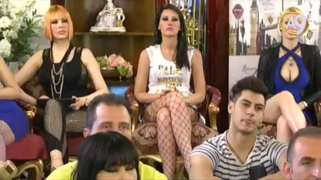 Kedicikler Ramazan'da dekolteyi de miniyi de abarttı! - Resim: 1