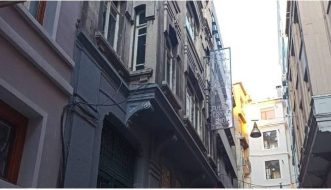 'Masumlar Apartmanı' bakın şimdi ne halde... Erotik shop açıldı! - Resim: 4