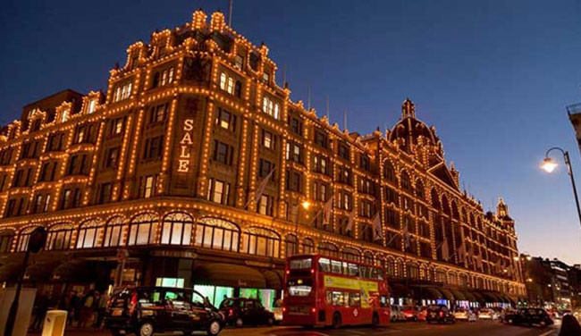 Kocası, kendi bankasını soydu o lüks AVM'lerde 21 milyon dolar harcadı - Resim: 4