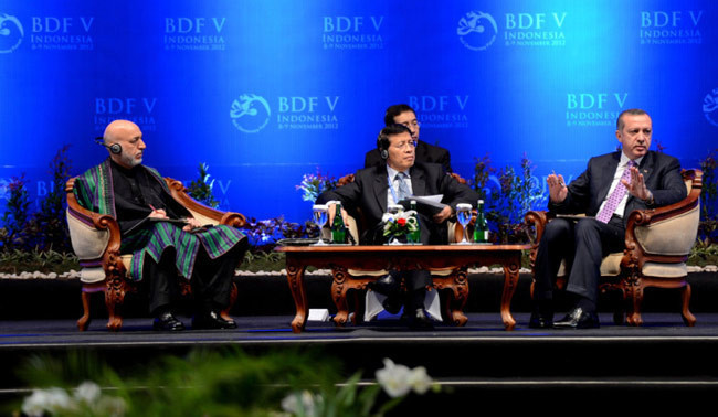 Erdoğan Demokrasi Forumu'nda - Resim: 2