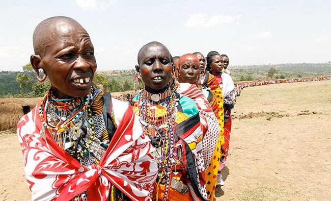 Kabilenin gençleri karizmayı çizdirdi - Resim: 2
