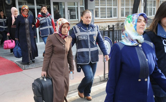 ByLock gözaltıları profesörler, memurlar, polisler listede - Resim: 3