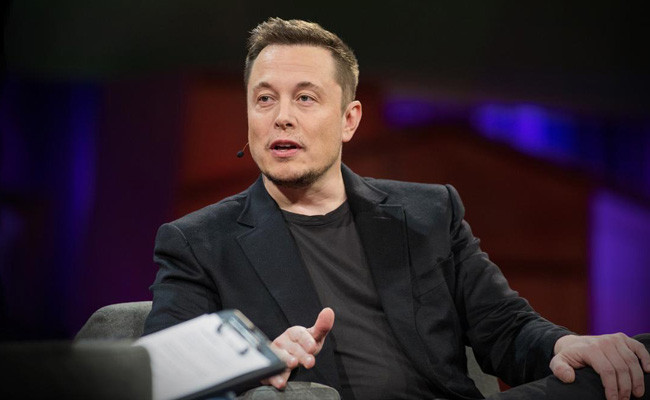 Elon Musk bu sefer de bir türk mühendis ile duelloya girdi! - Resim: 1