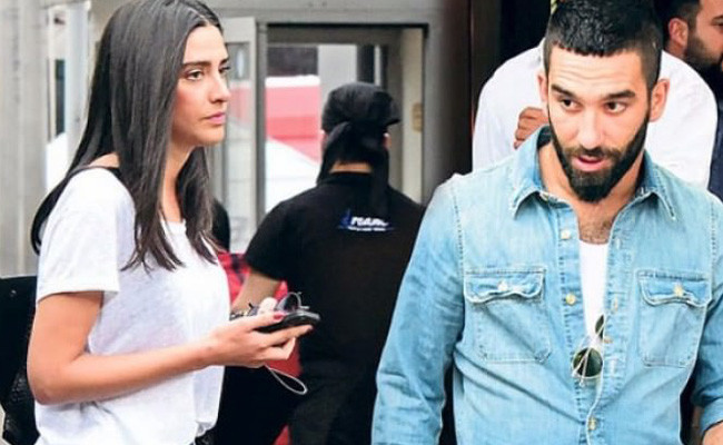 Aslıhan Doğan'ın kaşı yarıldı! Arda Turan apar topar hastaneye koştu - Resim: 4