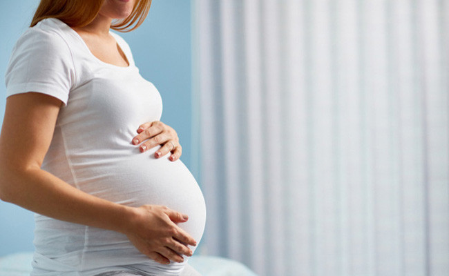 Yeterli miktarda sıvı tüketimi çok önemli! Sağlıklı bir gebelik için 5 altın öneri - Resim: 1