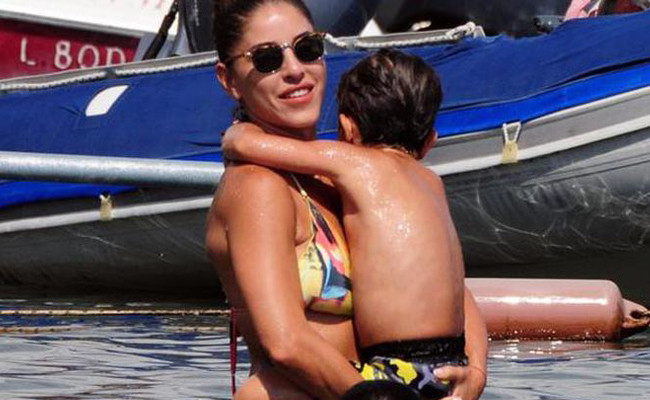 Kim der ki 2 çocuk annesi! Irmak Ünal arz-ı endam ediyor - Resim: 2